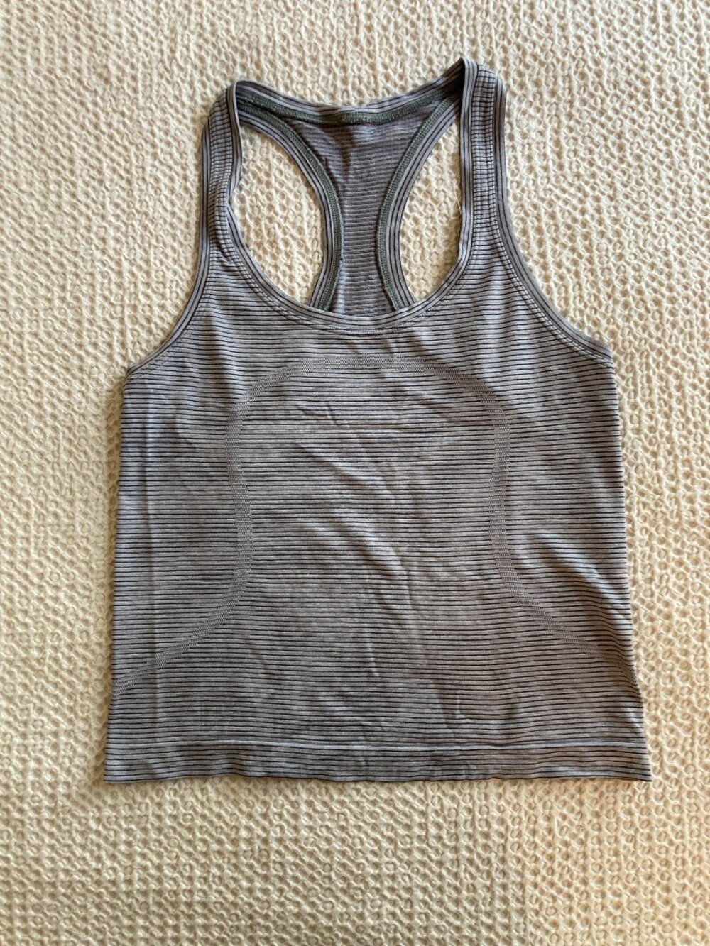 Lululemon Swiftly Tech Tank Top Race Length Size 4